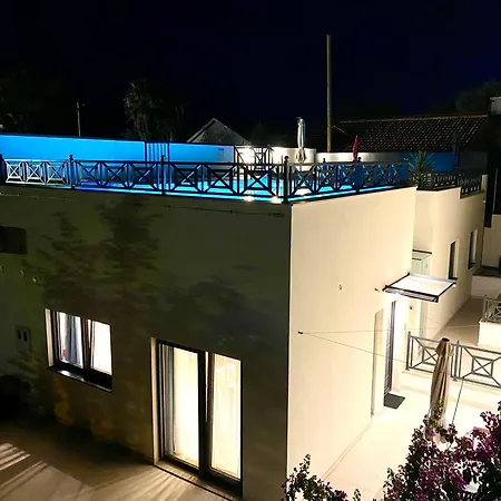 Luxury House Prestige Вілла *