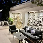 Luxury House Prestige